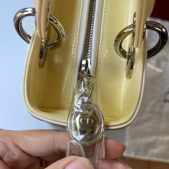 Limited Edition Lady Dior 2012 - Picture 6 of 13